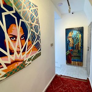 Bck Art Riad